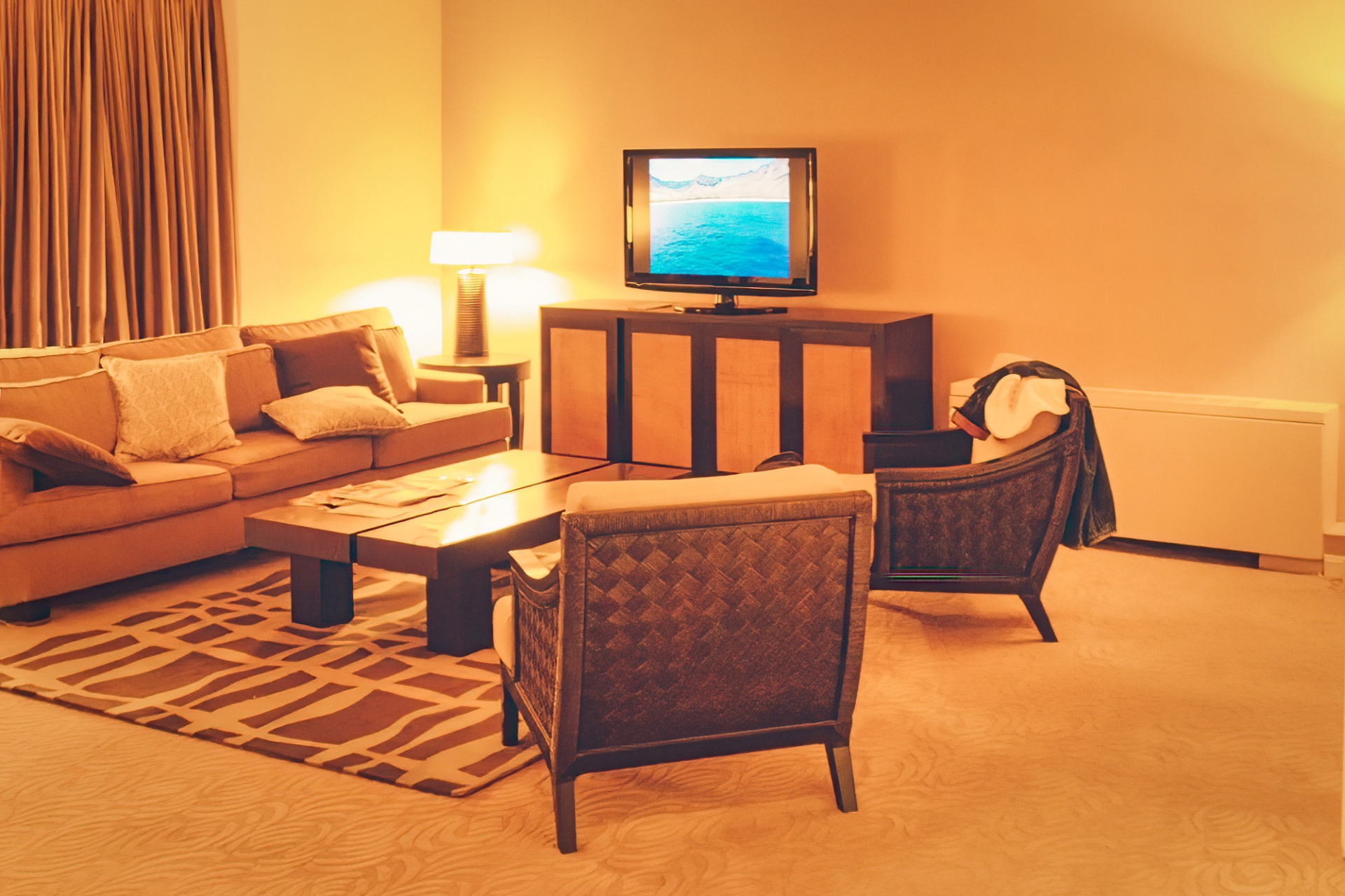 公式HPで詳しく見る