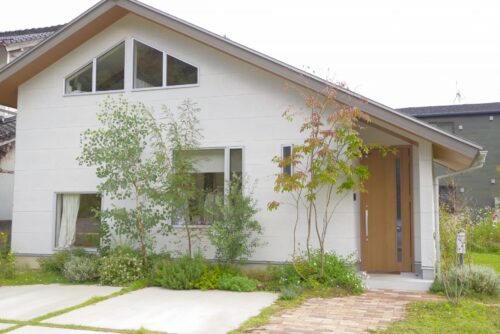 室蘭市で冬の光熱費に悩まないために。モデルハウスで体感すべき暖かさ【2026年】